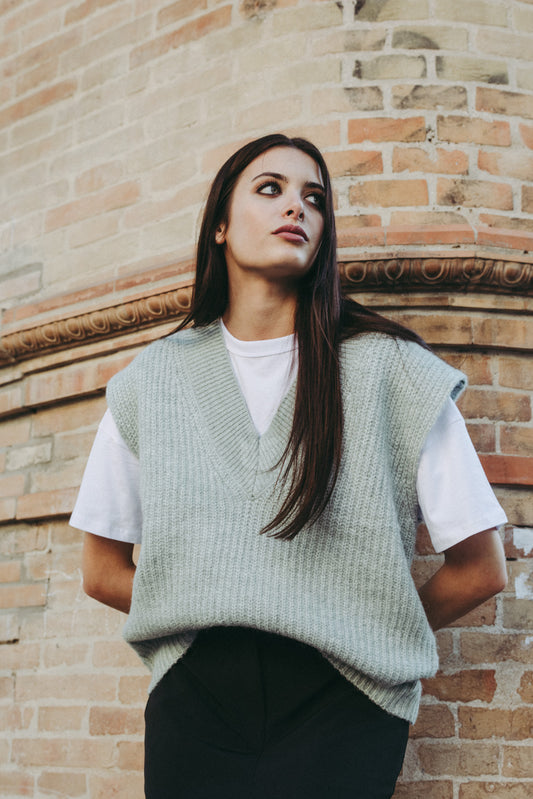 Knit Waistcoat Light Blue: oversized