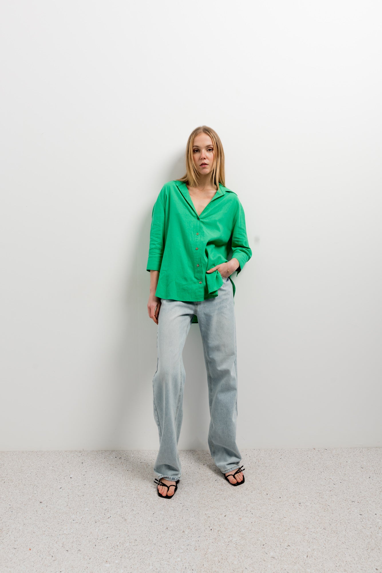 Light Washed Jeans: Tall