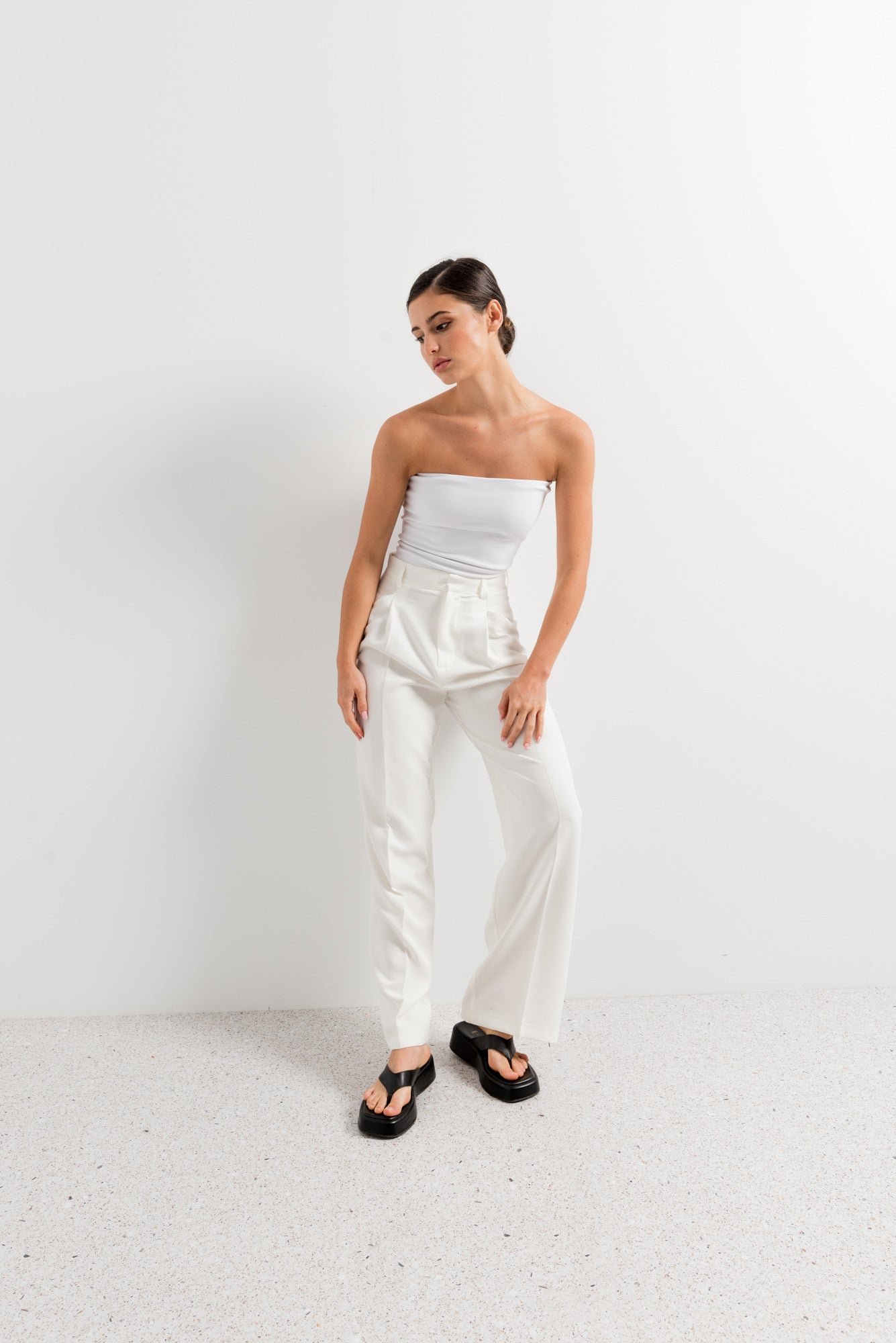 White Pants With Pleats: Tall