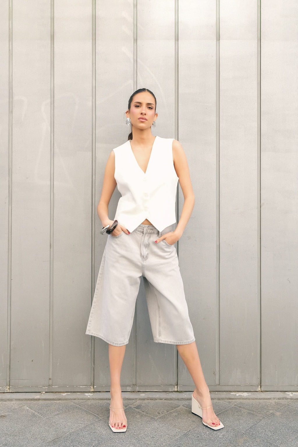 Straight Waistcoat White: Tall