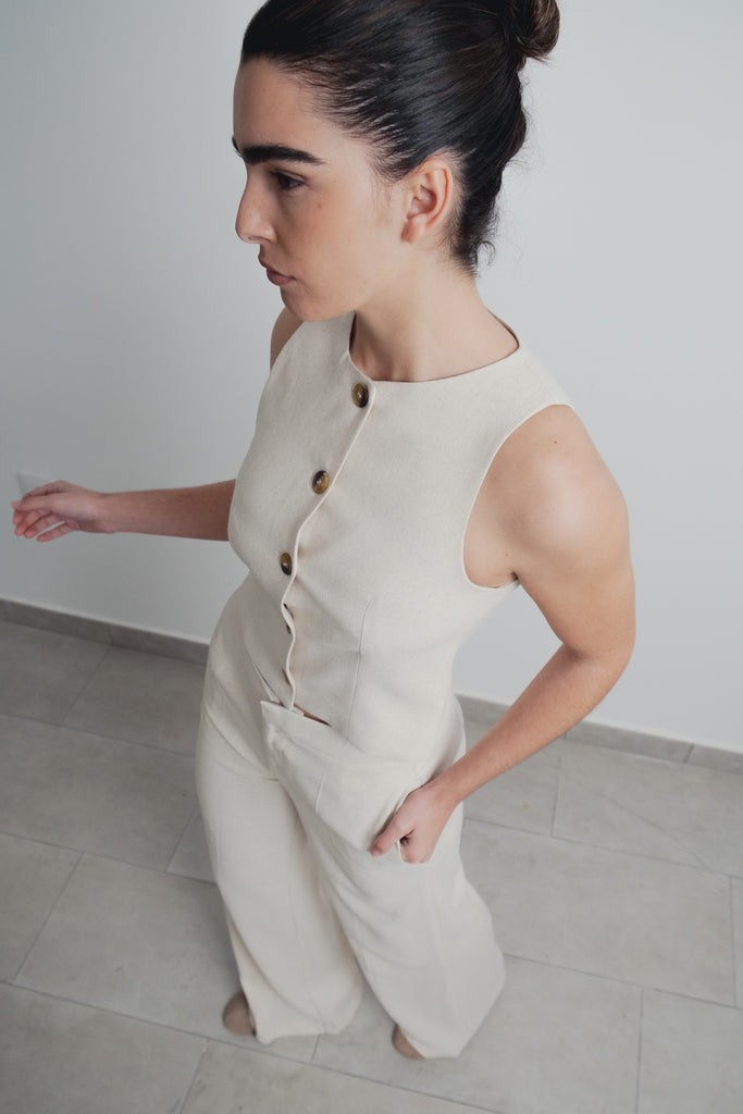Buttoned Vest Sand