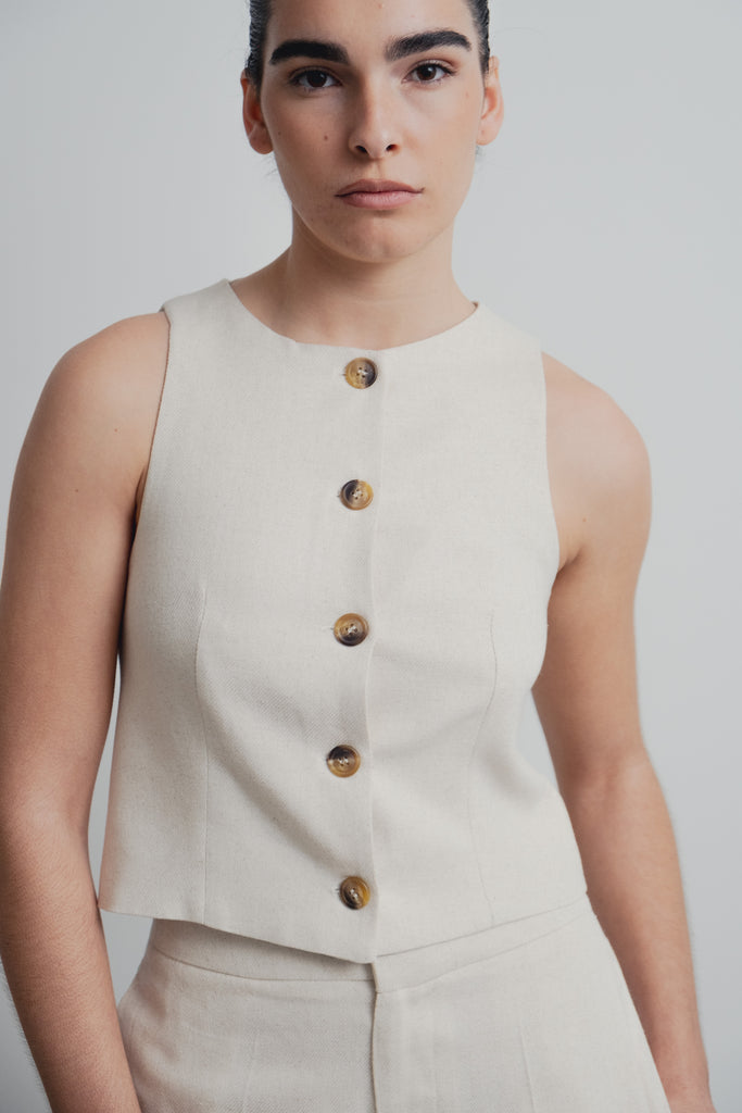 Buttoned Vest Sand